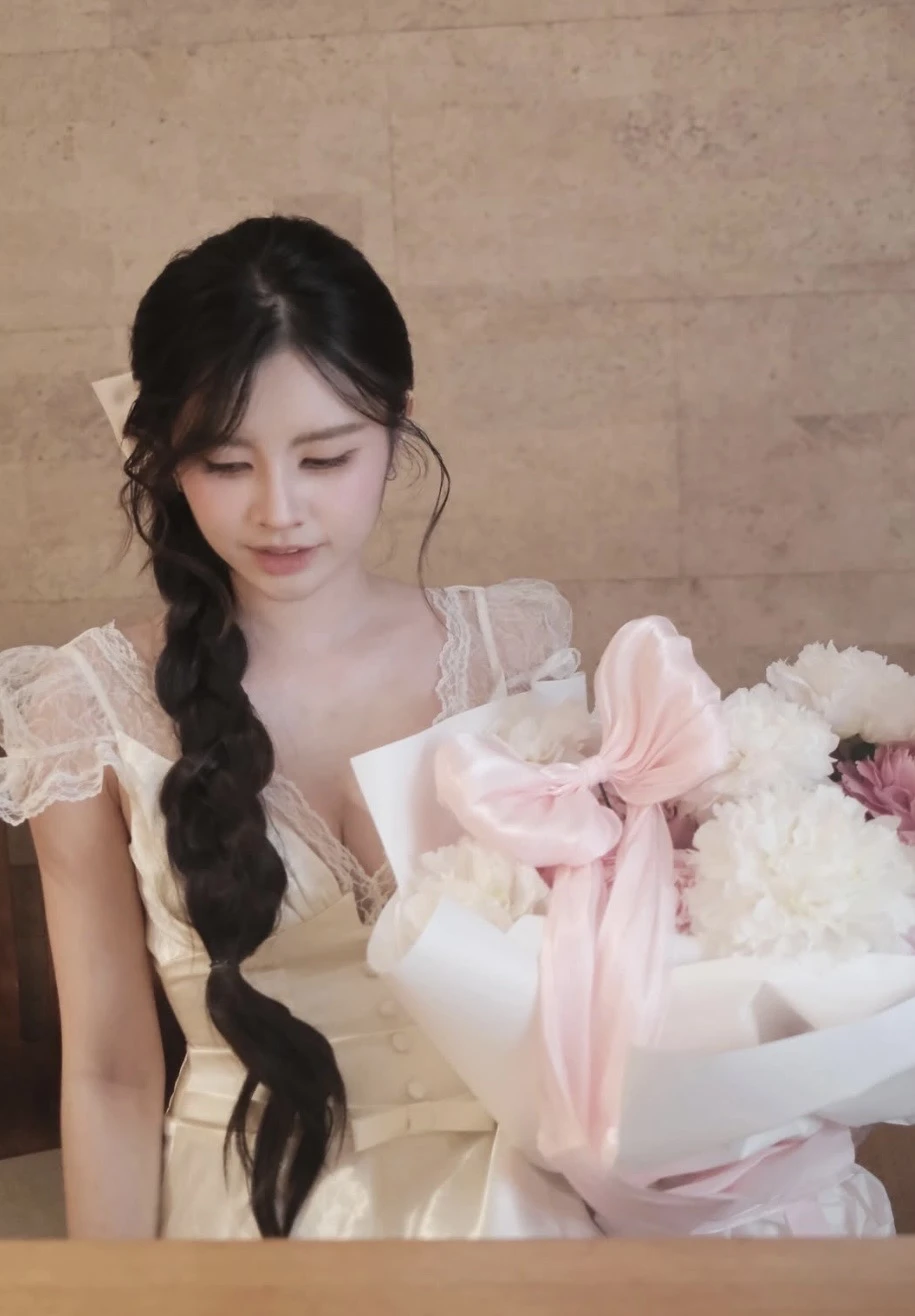 Trang Six trong loạt khoảnh khắc đời thường được quan tâm