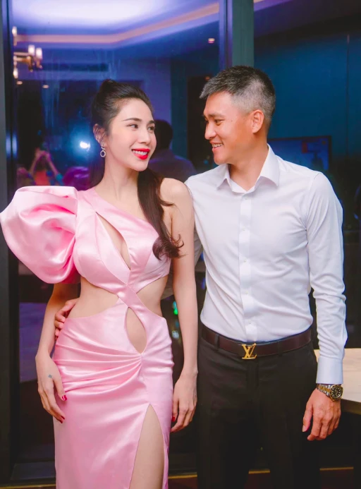 Từ ca sĩ, CEO đến á hậu cùng tên Thủy Tiên nổi tiếng nhất showbiz Việt