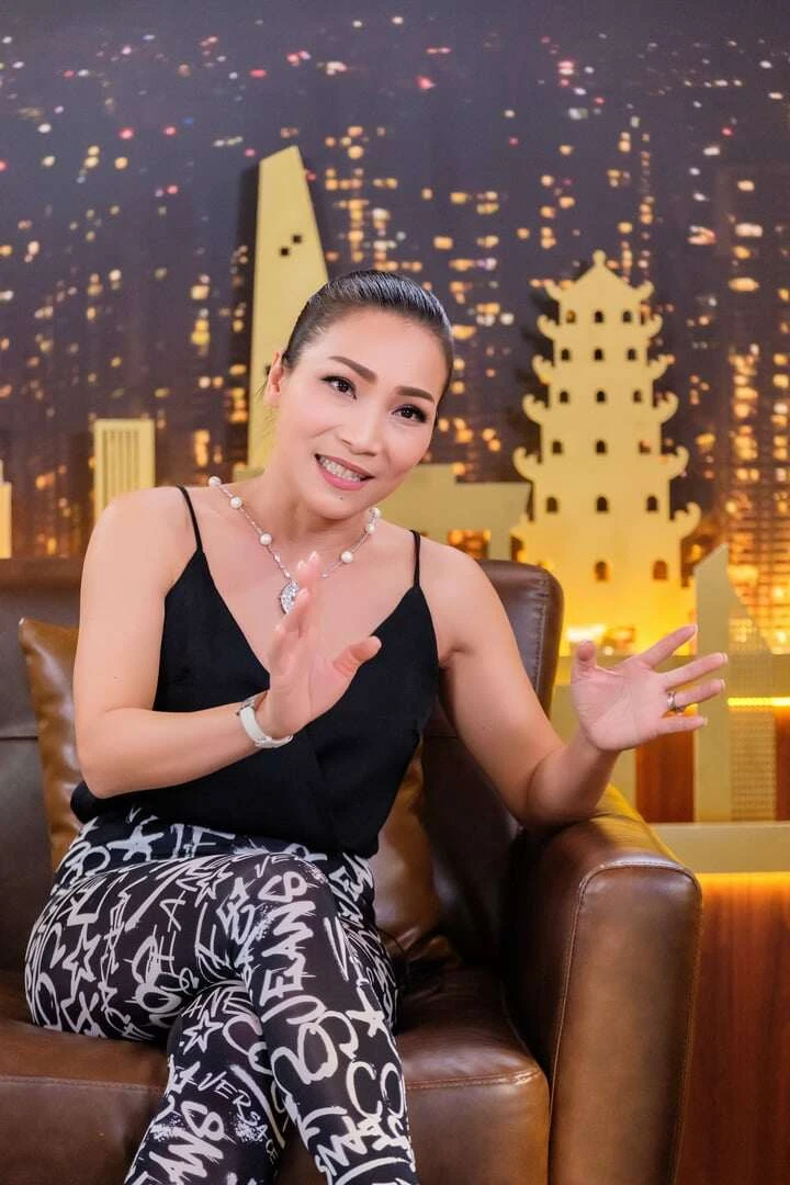 Tuấn Hưng tiết lộ sự thật về Hồng Ngọc Mắt nai cha cha cha sau hàng loạt biến cố