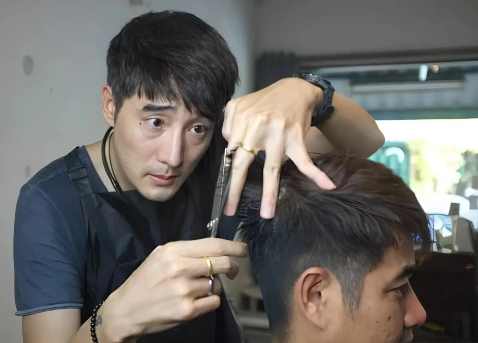 Uẩn khúc vụ nam ca sĩ mất tích, thi thể trôi trên sông Uẩn khúc vụ nam ca sĩ mất tích, thi thể trôi trên sông