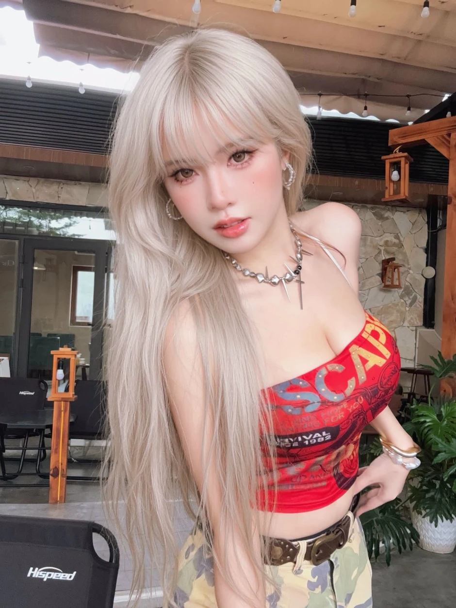 UNa To Uyen hóa thân Yakuza, visual cá tính gây sốt cộng đồng mạng