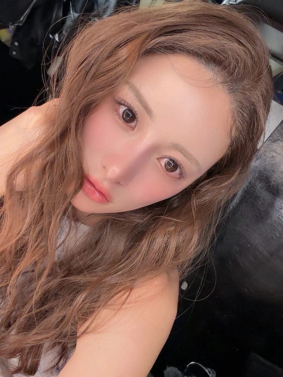"Búp bê sống" trong show hẹn hò bất hảo: Ngoài đời khác xa hình tượng bad girl