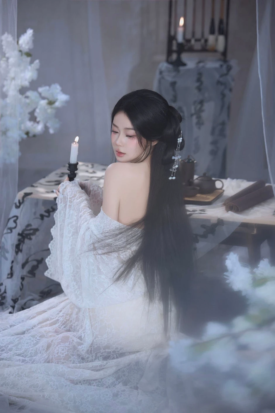 "Hot girl ảnh thẻ" trổ tài cosplay cực mướt, biến hóa thần thái đốn tim cộng đồng mạng