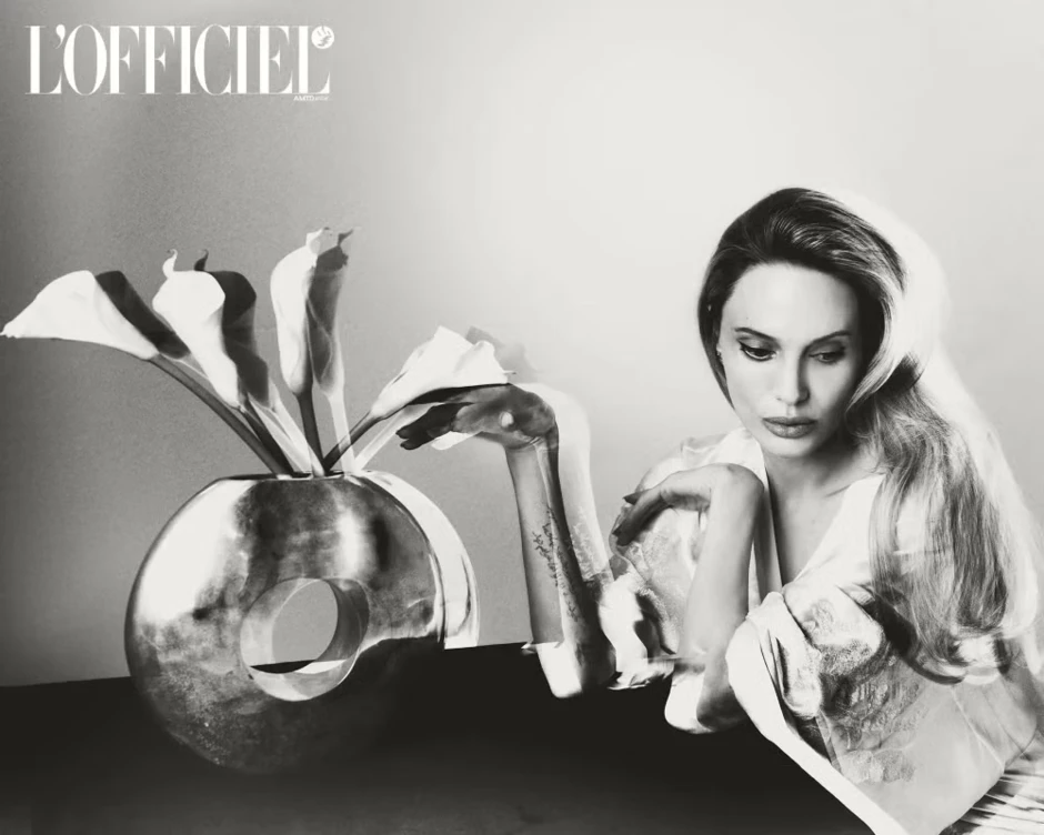 Angelina Jolie bị chỉ trích
