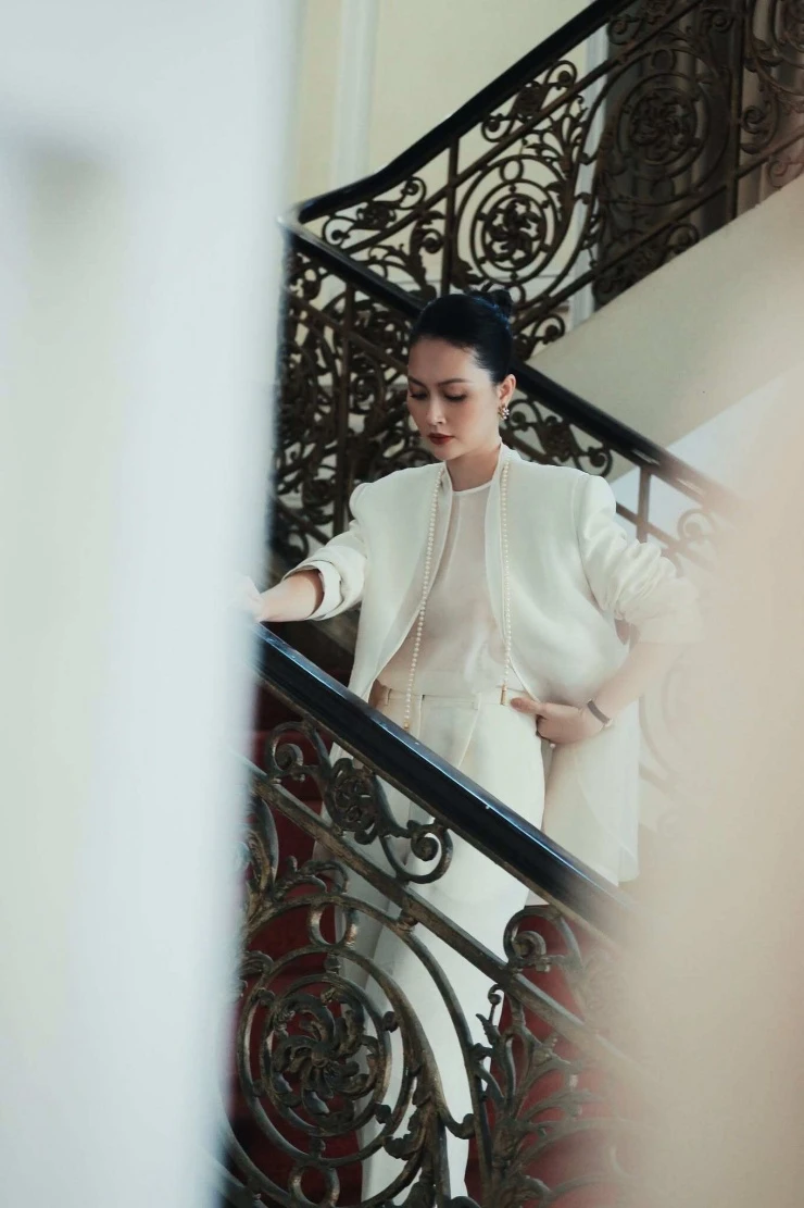 Ảnh sao 13/9: Nhà Thu Trang - Tiến Luật thăm miệt vườn quê ngoại Ảnh sao 13/9: Nhà Thu Trang - Tiến Luật thăm miệt vườn quê ngoại
