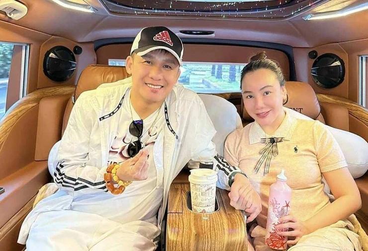 Ảnh sao 26/9: Diễn viên Kim Ngọc bán bánh mì mưu sinh ở Mỹ