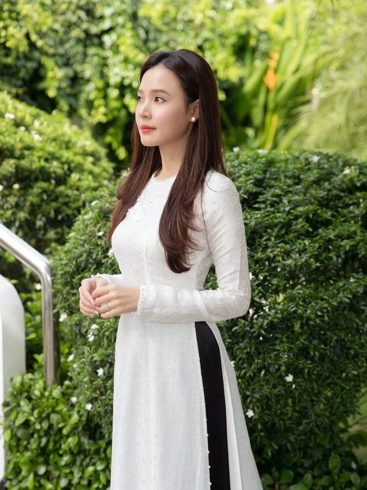 Ảnh sao 6/9: Linh Rin đón sinh nhật cùng nhóm bạn thân Ảnh sao 6/9: Linh Rin đón sinh nhật cùng nhóm bạn thân