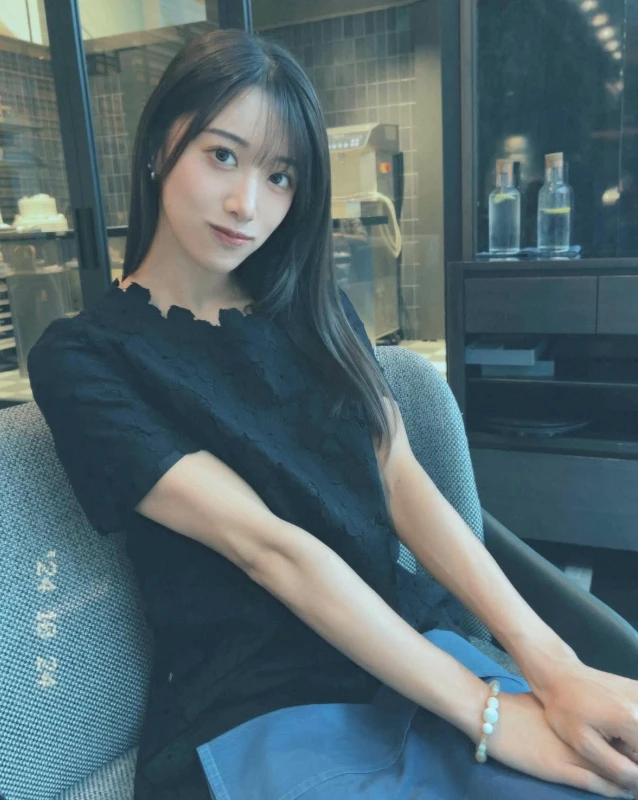 Bị lừa sạch tiền tiết kiệm trước ngày giải nghệ, hot girl xinh đẹp suy sụp, chỉ biết bắt đầu lại từ đầu Bị lừa sạch tiền tiết kiệm trước ngày giải nghệ, hot girl xinh đẹp suy sụp, chỉ biết bắt đầu lại từ đầu