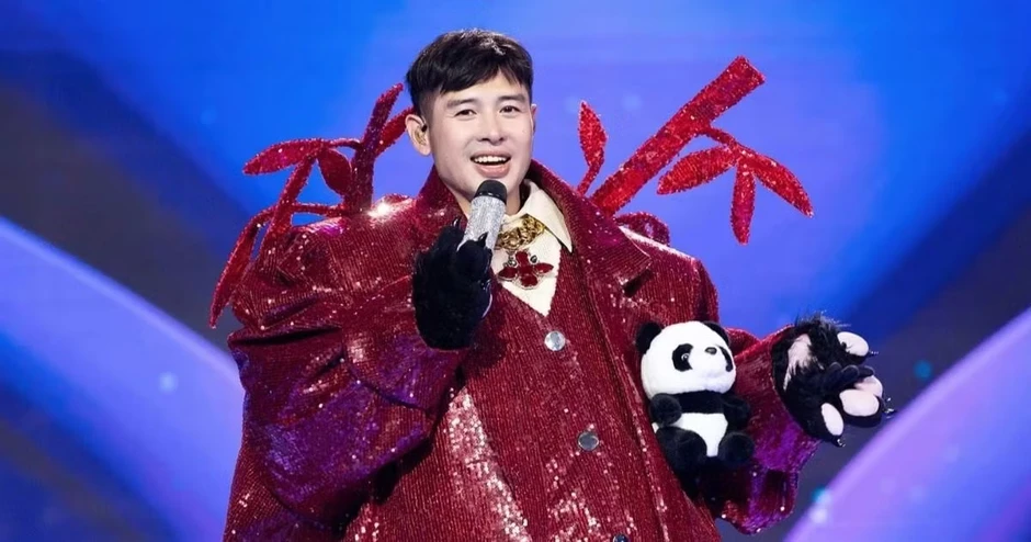 Ca sĩ mặt nạ sống lại, có gì ngoài Trấn Thành?