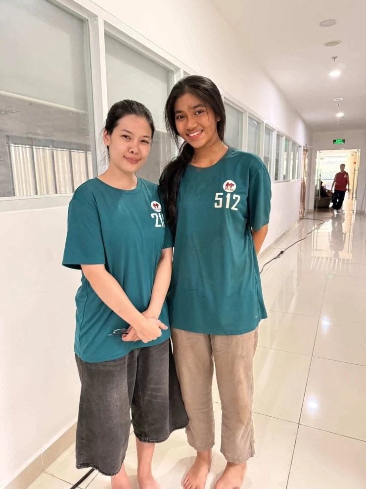 Chân dung Á hậu đậu casting phim Trại buôn người nhờ màn tẩy trang, khoe mặt mộc