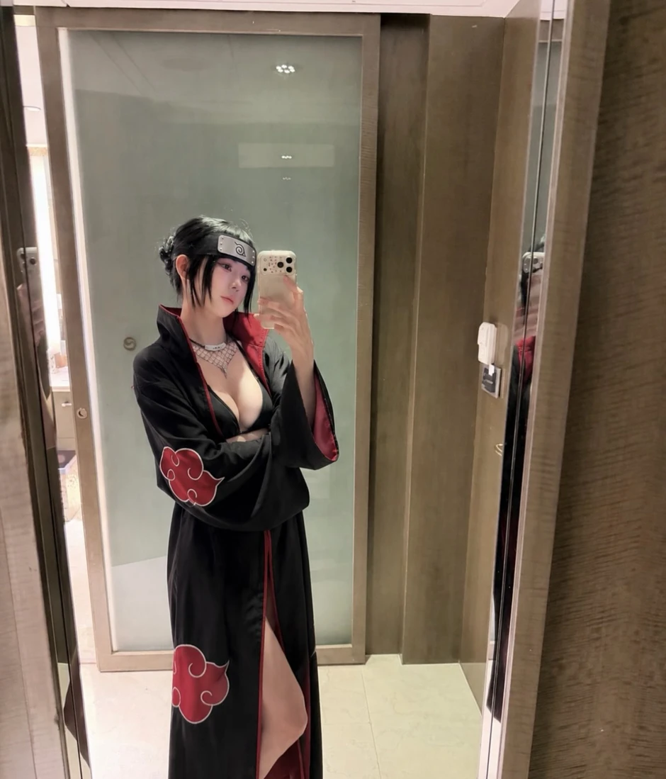 Chẳng ngại vào vai nhân vật nam, fan nữ Naruto hóa thân idol cực "nghệ"