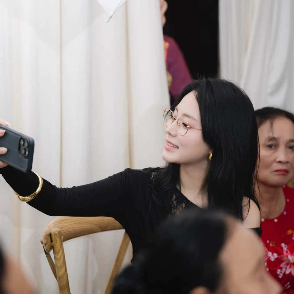 Cô giáo Vật lý Minh Thu hiện tại, giang cư mận nhận không ra Cô giáo Vật lý Minh Thu hiện tại, giang cư mận nhận không ra