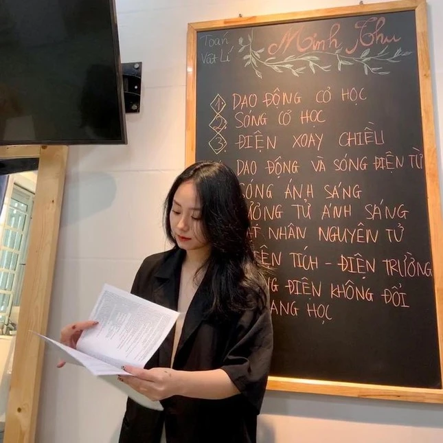 Cô giáo Vật lý Minh Thu hiện tại, giang cư mận nhận không ra Cô giáo Vật lý Minh Thu hiện tại, giang cư mận nhận không ra