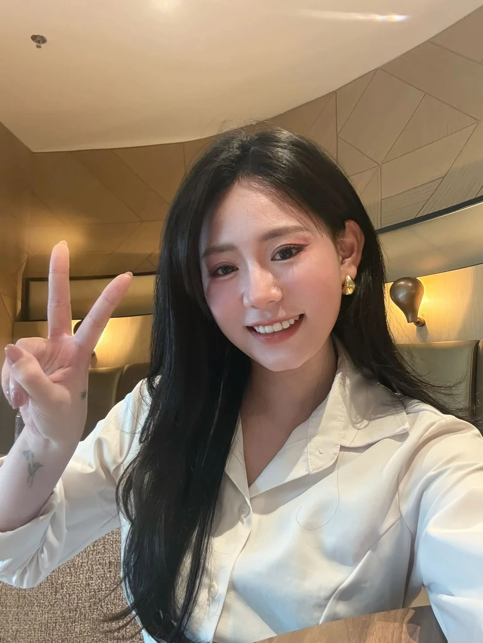 Cô giáo Vật lý Minh Thu hiện tại, giang cư mận nhận không ra Cô giáo Vật lý Minh Thu hiện tại, giang cư mận nhận không ra