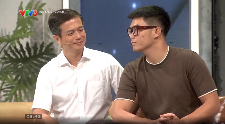Con trai NSƯT Bá Anh trải lòng về chuyện ly hôn của bố mẹ cách đây 7 năm