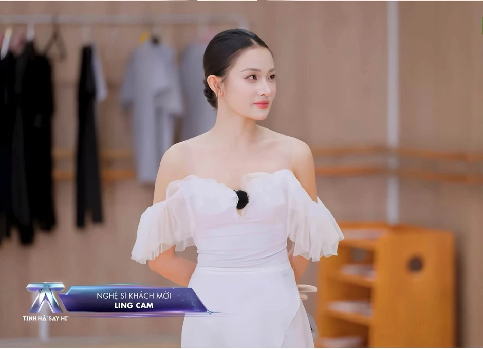 Danh tính cô giáo dạy múa ballet khiến 1 sao Việt phải liên tục xin số thoại Danh tính cô giáo dạy múa ballet khiến 1 sao Việt phải liên tục xin số thoại