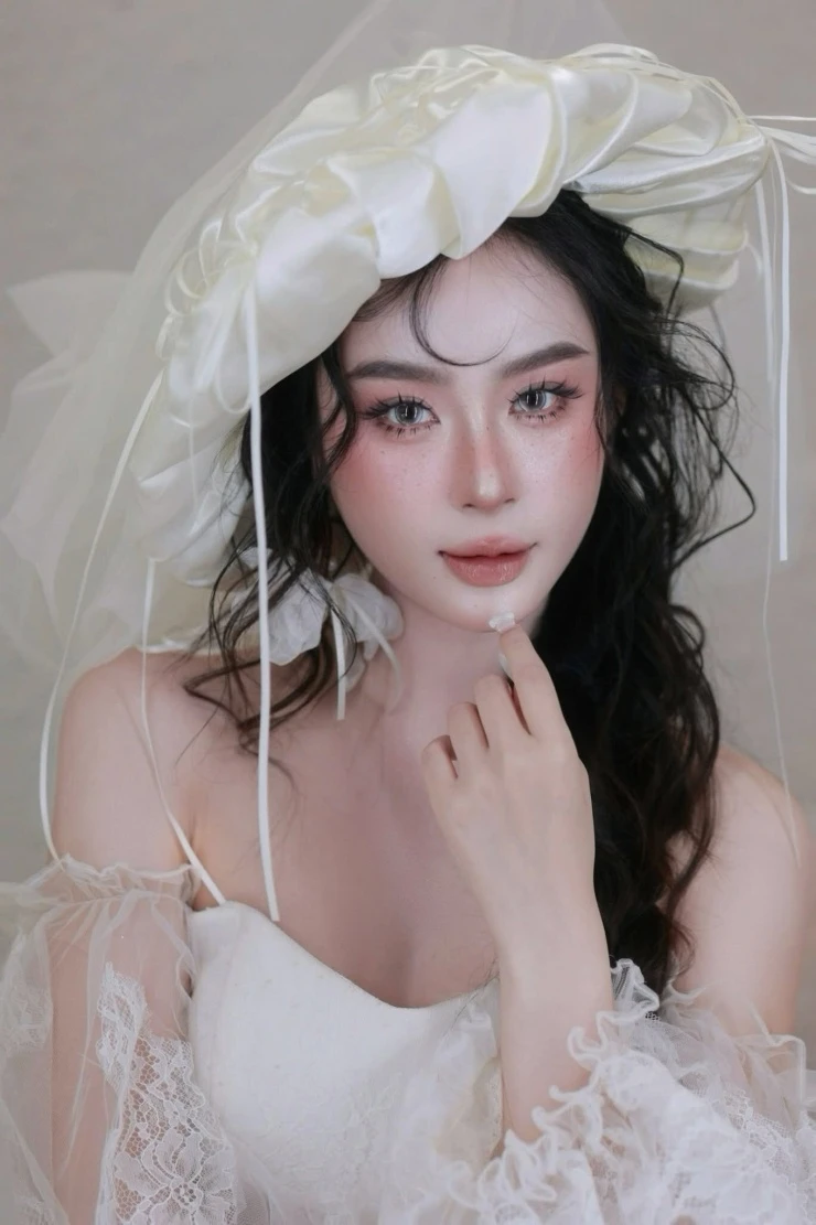 Diễn viên sinh năm 2004 đóng chính phim VTV tiết lộ về bạn trai hơn 16 tuổi Diễn viên sinh năm 2004 đóng chính phim VTV tiết lộ về bạn trai hơn 16 tuổi