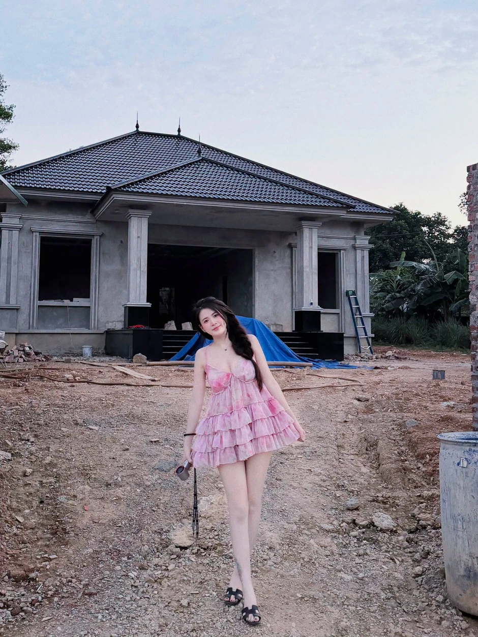 Gái xinh 2k5 phấn khích khoe thành tựu cực khủng sau 3 năm "khởi nghiệp"