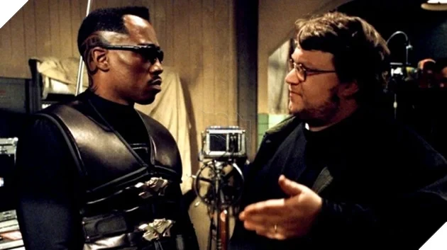 Guillermo del Toro nhớ lại thời kỳ “uống 40 lon Red Bull mỗi ngày” khi quay Blade II