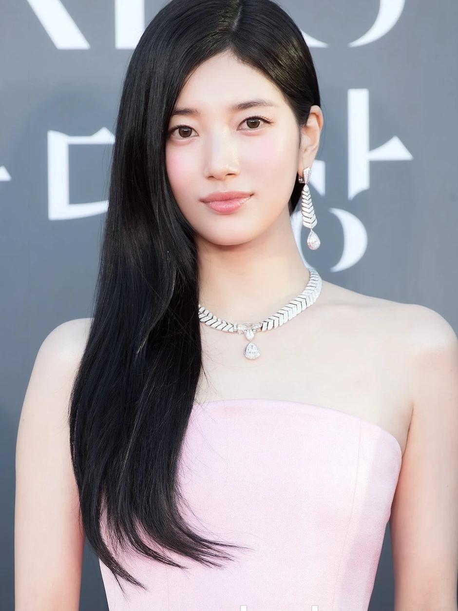 Gương mặt 0 điểm của Suzy