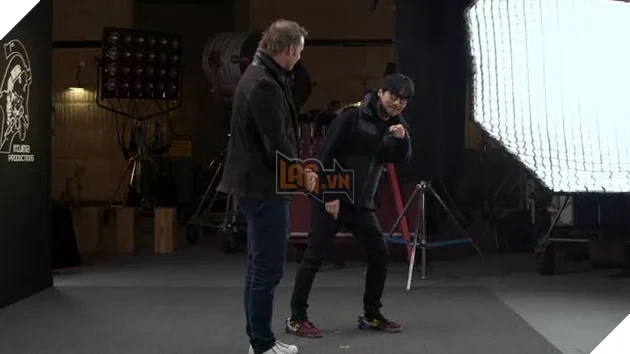 Hideo Kojima đưa Physint sang Xbox sau khi PlayStation hủy dự án