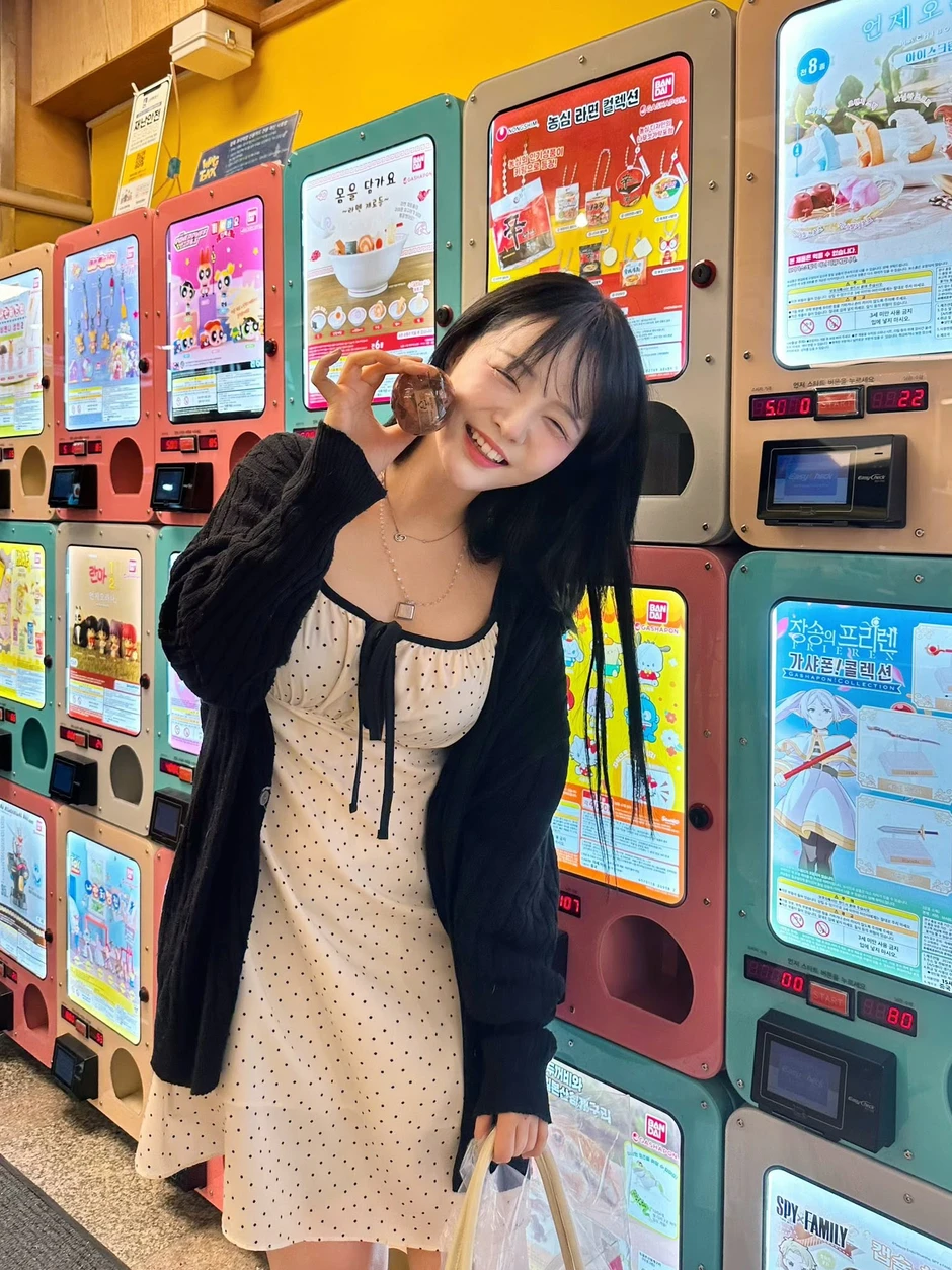 idol trở lại sau gần 2 năm nghỉ do vấn đề sức khỏe, mang luôn "quà táo bạo" tặng fan idol trở lại sau gần 2 năm nghỉ do vấn đề sức khỏe, mang luôn "quà táo bạo" tặng fan