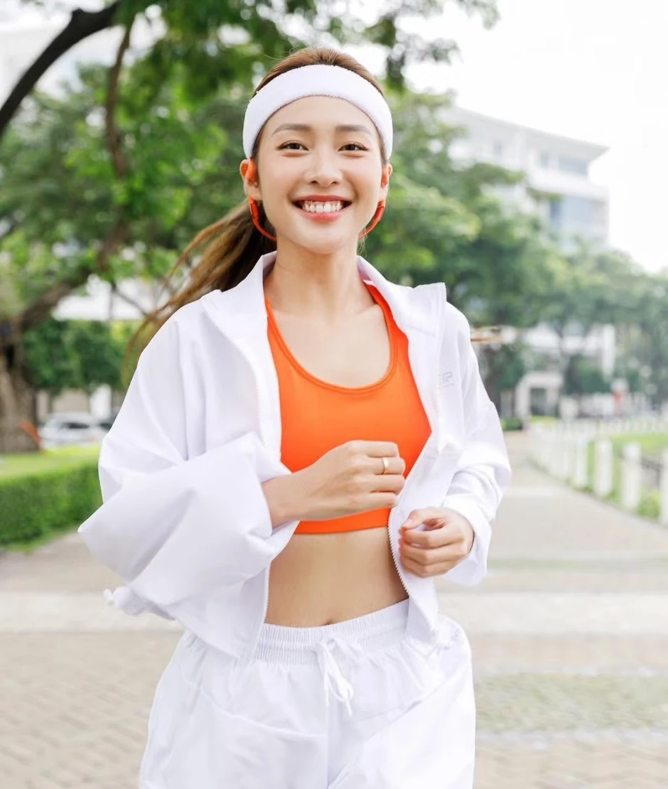 Khả Ngân trước khi cưới Nhan Phúc Vinh
