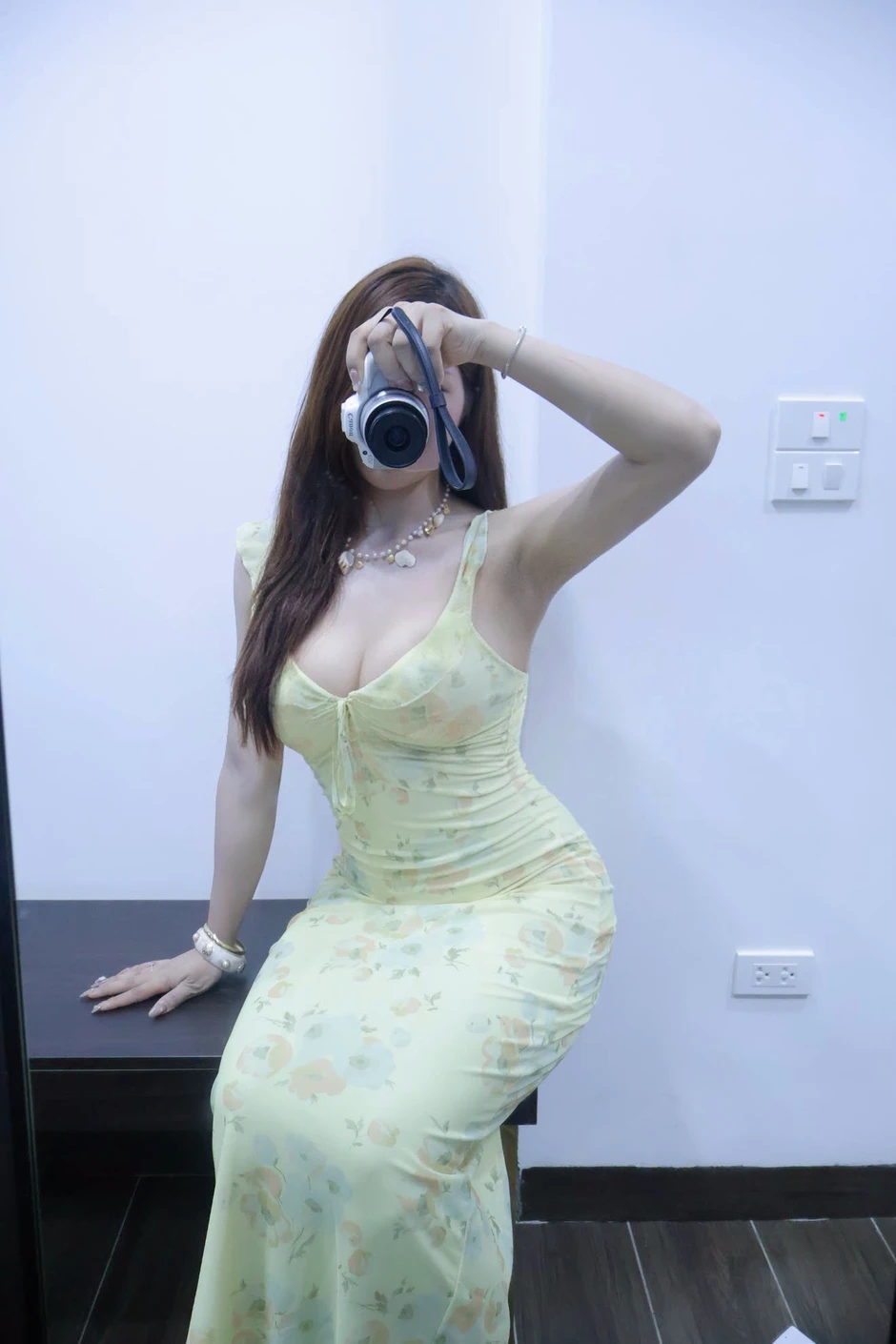 Khi hot girl làng vật bắt trend "Bé đáng yêu không", phản ứng của fan nam ra sao?