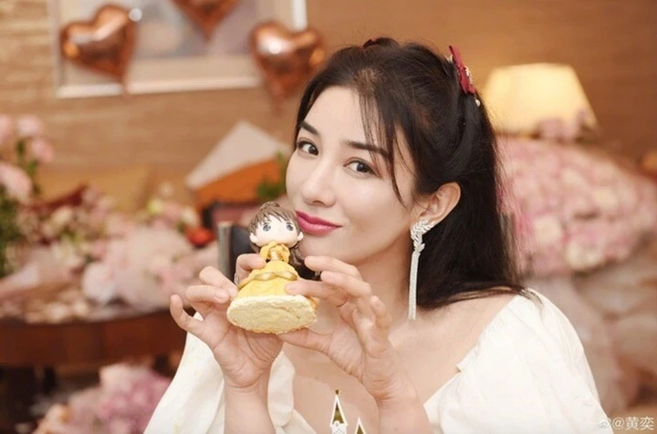 Mỹ nhân đóng Tiểu Yến Tử từng lao đao vì đời tư, U50 kín tiếng sau 2 lần đổ vỡ