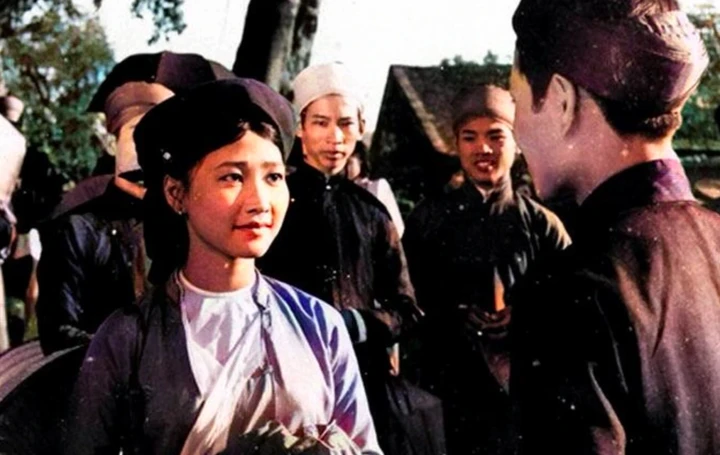 Mỹ nhân màn ảnh một thời: 72 tuổi vẫn đóng phim, bình dị bên chồng nhiếp ảnh gia