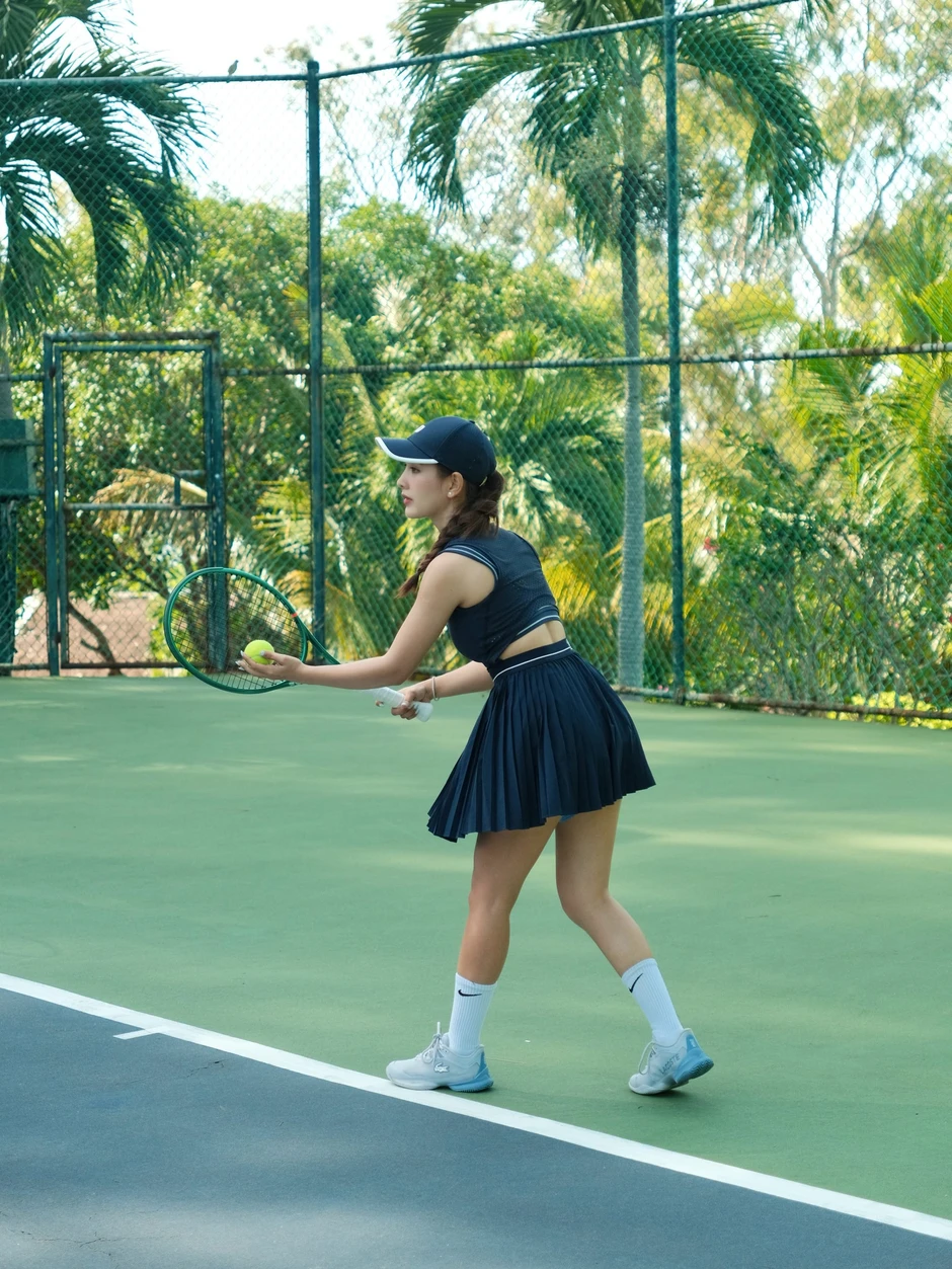 Mê đủ môn rồi, dàn mỹ nhân Việt cuối cùng vẫn quay về với tennis Mê đủ môn rồi, dàn mỹ nhân Việt cuối cùng vẫn quay về với tennis