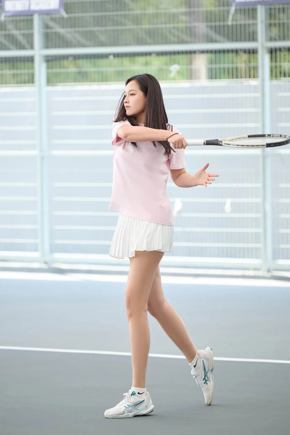 Mê đủ môn rồi, dàn mỹ nhân Việt cuối cùng vẫn quay về với tennis Mê đủ môn rồi, dàn mỹ nhân Việt cuối cùng vẫn quay về với tennis