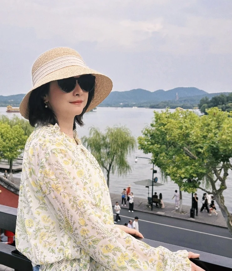 Nhịp sống chậm của ni cô đẹp nhất Tiếu ngạo giang hồ