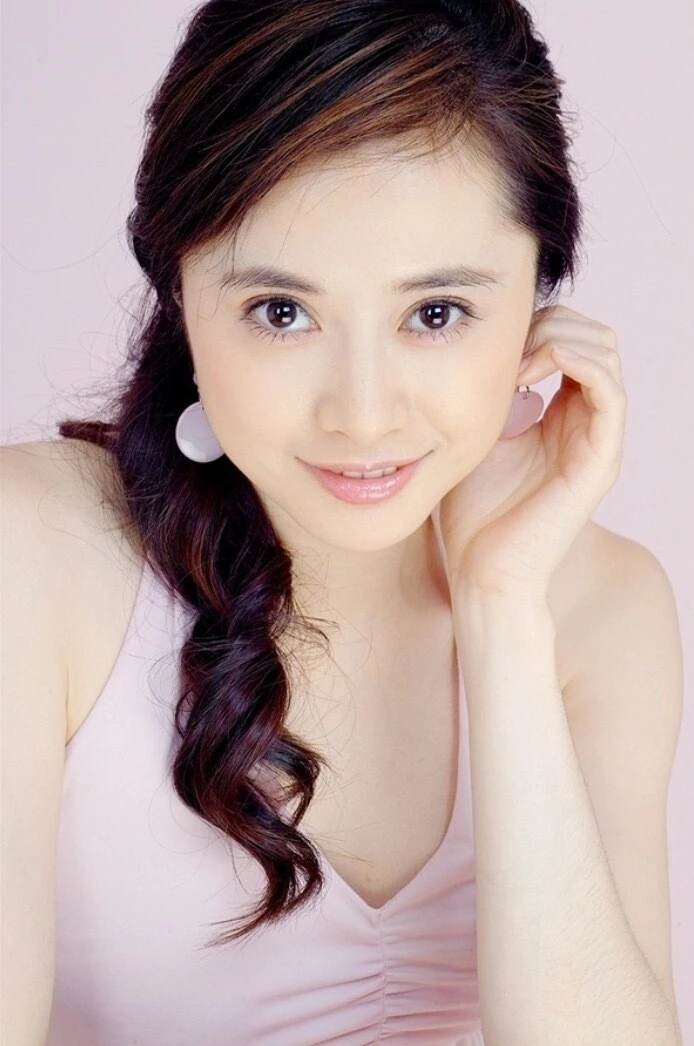 Ni cô đẹp nhất màn ảnh từ bỏ hào quang showbiz, tuổi 51 độc thân vui vẻ Ni cô đẹp nhất màn ảnh từ bỏ hào quang showbiz, tuổi 51 độc thân vui vẻ