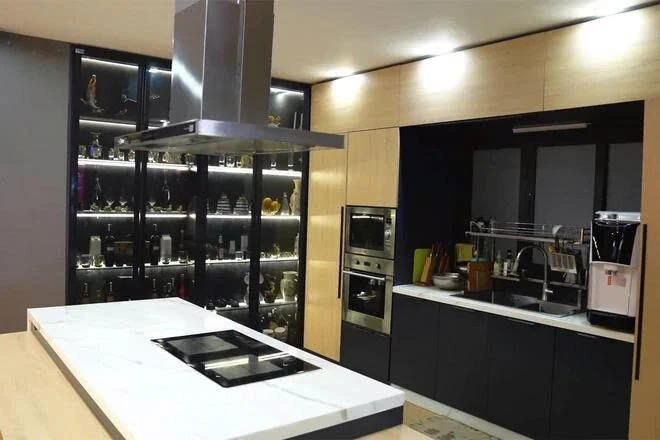 NSƯT Kim Tử Long: 3 đời vợ, 5 con, từng có trong tay 1000 cây vàng