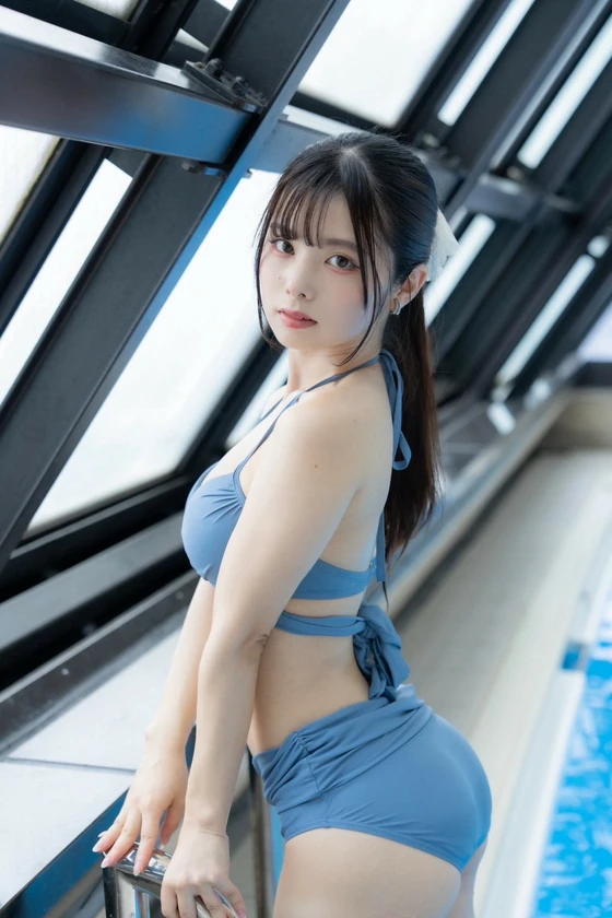 Nữ nhân viên văn phòng thu nhập top 1% vẫn đi làm mẫu ảnh, ra luật thép "cấm fan yêu mình" Nữ nhân viên văn phòng thu nhập top 1% vẫn đi làm mẫu ảnh, ra luật thép "cấm fan yêu mình"