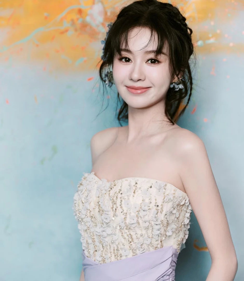 Nữ phụ phản diện được lòng khán giả Nữ phụ phản diện được lòng khán giả