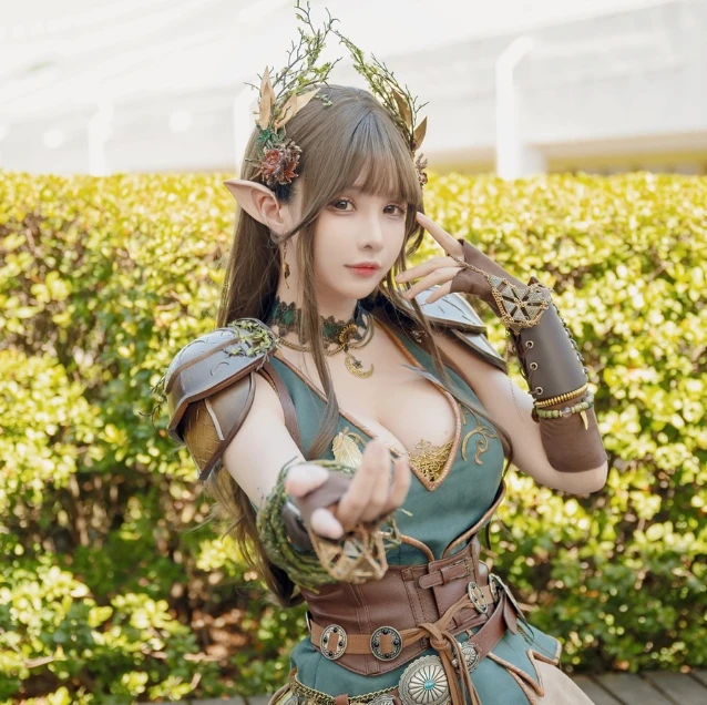 Nữ streamer gợi cảm chia sẻ câu chuyện không ngờ, nhờ làm nhân viên ở quán cafe hầu gái mới có ngày hôm nay