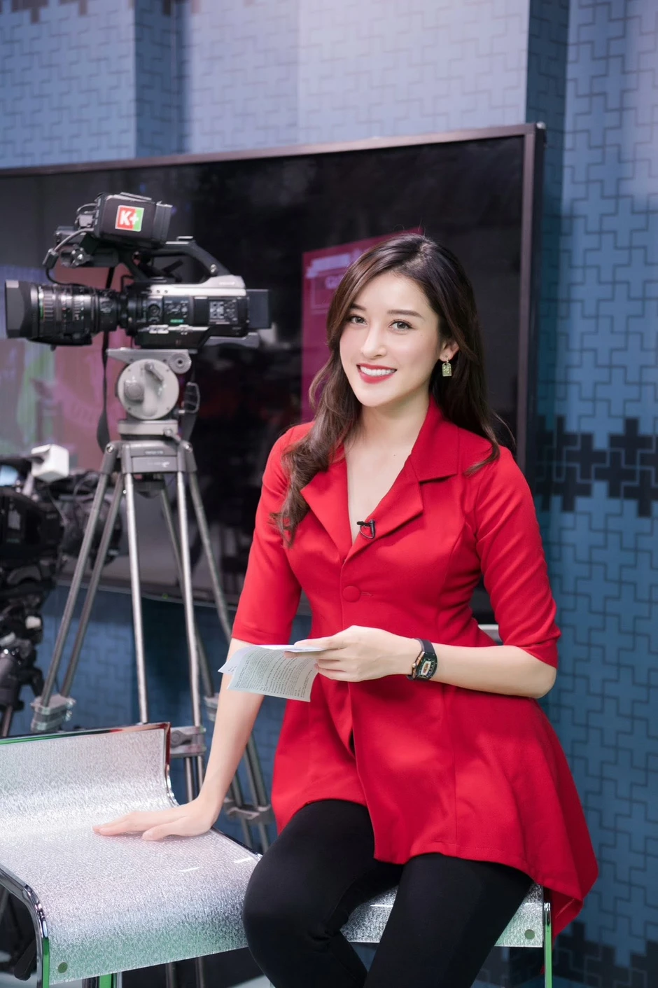 Quá khứ của Á hậu Huyền My
