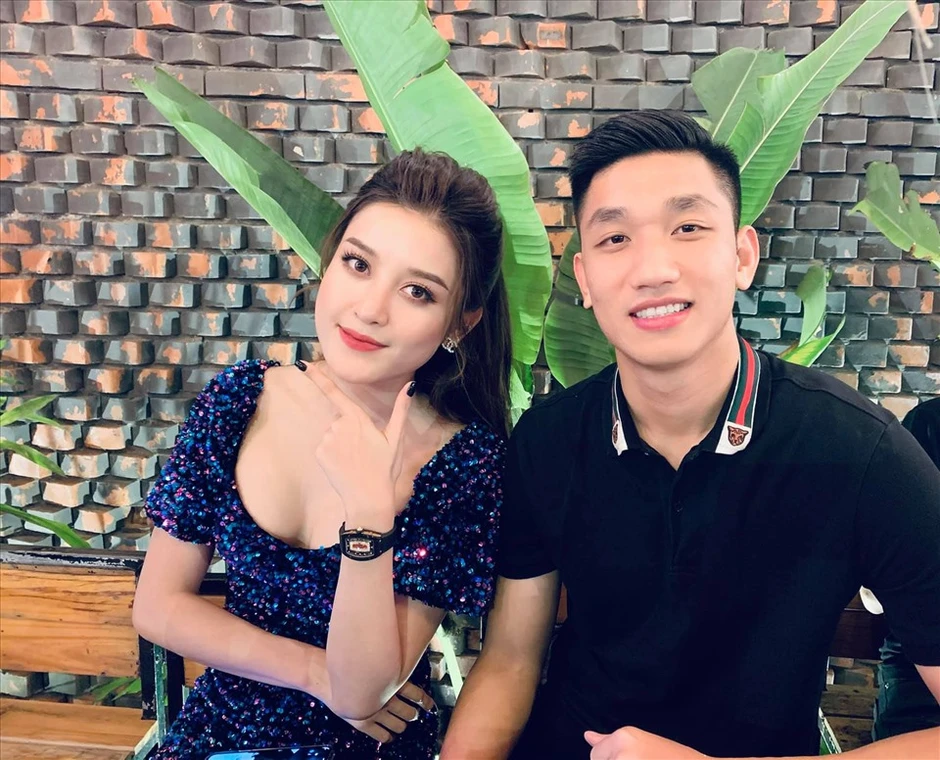 Quá khứ của Á hậu Huyền My