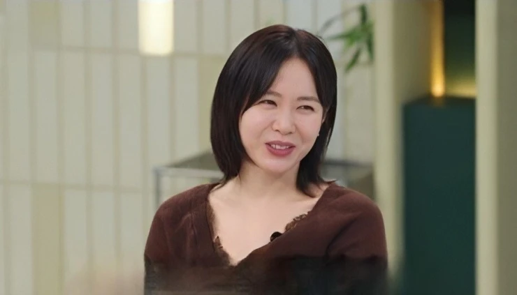 Son Ye Jin hối hận vì lỡ miệng khoe con trên truyền hình Son Ye Jin hối hận vì lỡ miệng khoe con trên truyền hình