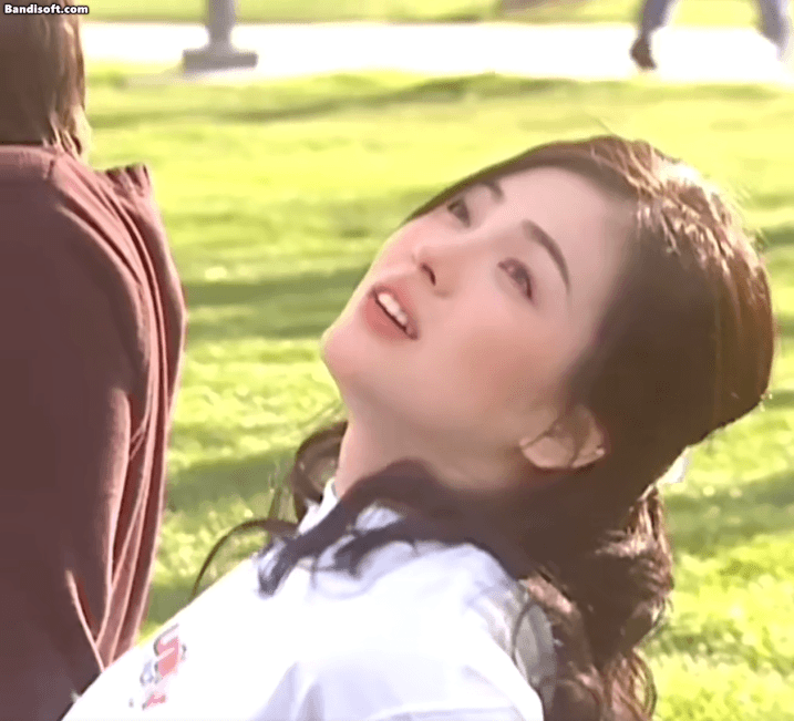 Song Hye Kyo 25 năm trước: Nhan sắc đẹp hơn thiên thần ở vai diễn nổi loạn nhất sự nghiệp