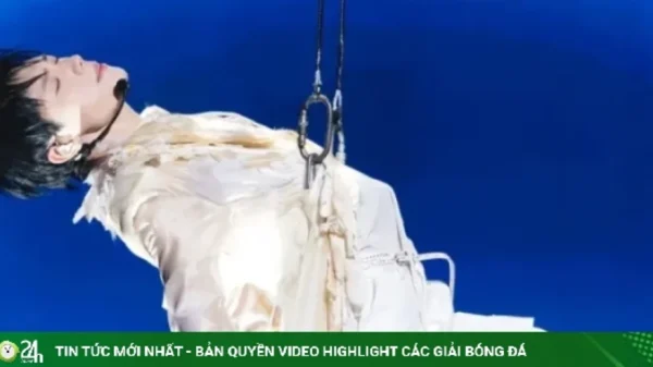 8 anh trai treo ngược người, đưa ca trù, Tấm Cám lên sân khấu kenhtingame com thumb 8 anh trai treo nguoc nguoi dua ca tru tam cam len san khau ccf31789961975382 940w