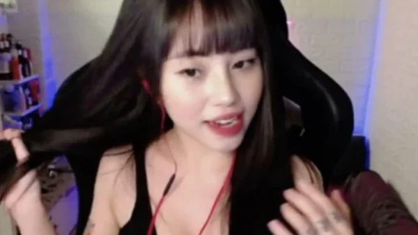 Anh em game thủ có còn nhớ "hót-gơ" đình đám của làng game Việt này không? Bây giờ "mờ" quá kenhtingame com thumb anh em game thu co con nho quot hot go quot dinh dam cua lang game viet nay khong bay gio quot mo quot qua f7ce1788839353396 940w