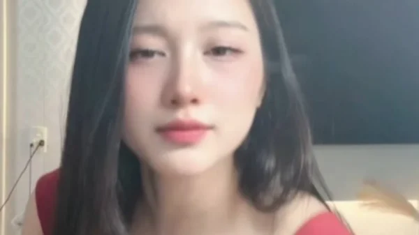 Chỉ một thay đổi, hot girl phở tự tin khẳng định "ngày bán 1000 bát" kenhtingame com thumb chi mot thay doi hot girl pho tu tin khang dinh quot ngay ban 1000 bat quot 3a521788945307577 940w