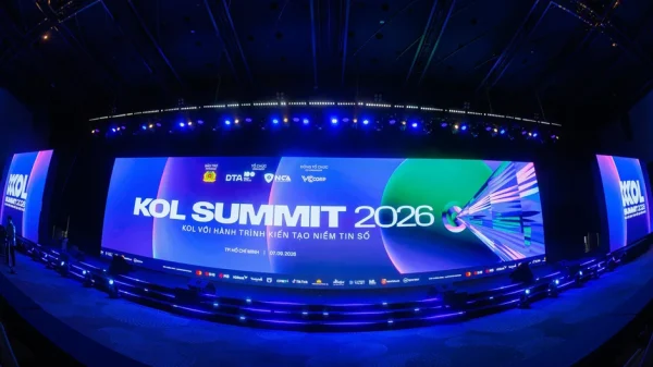 Chính thức lộ diện sân khấu KOL Summit 2026, thảm đỏ sẵn sàng đón hơn 1.500 nghệ sĩ, KOL và khách mời kenhtingame com thumb chinh thuc lo dien san khau kol summit 2026 tham do san sang don hon 1500 nghe si kol va khach moi b4061788755563455 940w