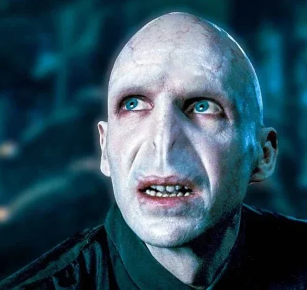 Harry Potter của HBO xác nhận thông tin về Tom Riddle, dập tắt tin đồn đổi giới tính Voldemort kenhtingame com thumb harry potter cua hbo xac nhan thong tin ve tom riddle dap tat tin don doi gioi tinh voldemort 8e041790080485873 940w