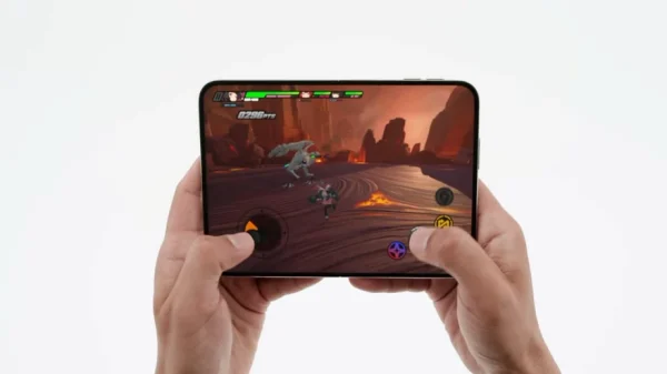 iPhone Duo có phù hợp để chơi game? kenhtingame com thumb iphone duo co phu hop de choi game 9e841789013245332 940w