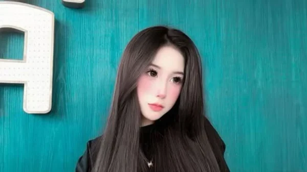 Không nhận ra nhan sắc hiện tại của hot girl Tiểu Hý kenhtingame com thumb khong nhan ra nhan sac hien tai cua hot girl tieu hy 40a61789644869757 940w