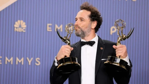 Matthew Rhys lập kỷ lục Emmy với hai giải diễn xuất chính trong cùng một đêm kenhtingame com thumb matthew rhys lap ky luc emmy voi hai giai dien xuat chinh trong cung mot dem 7f791789551186407 940w